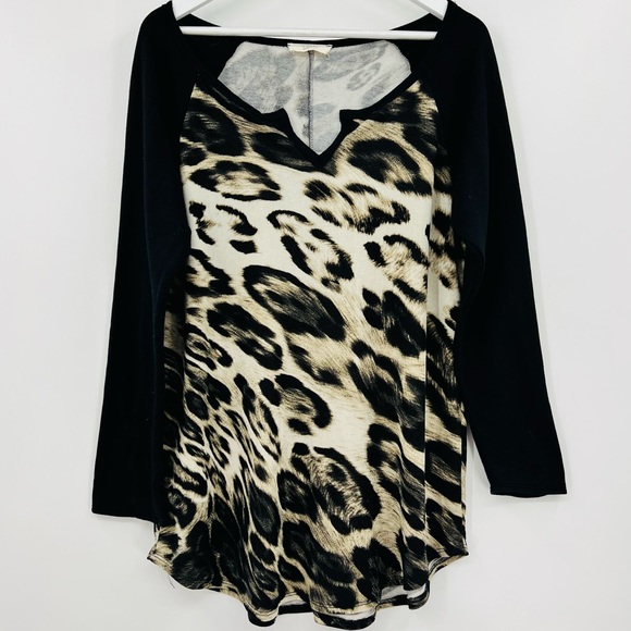 A.gain Sweaters - A.gain Animal Print Long Sleeve Tunic Lightweight Sweater 1X